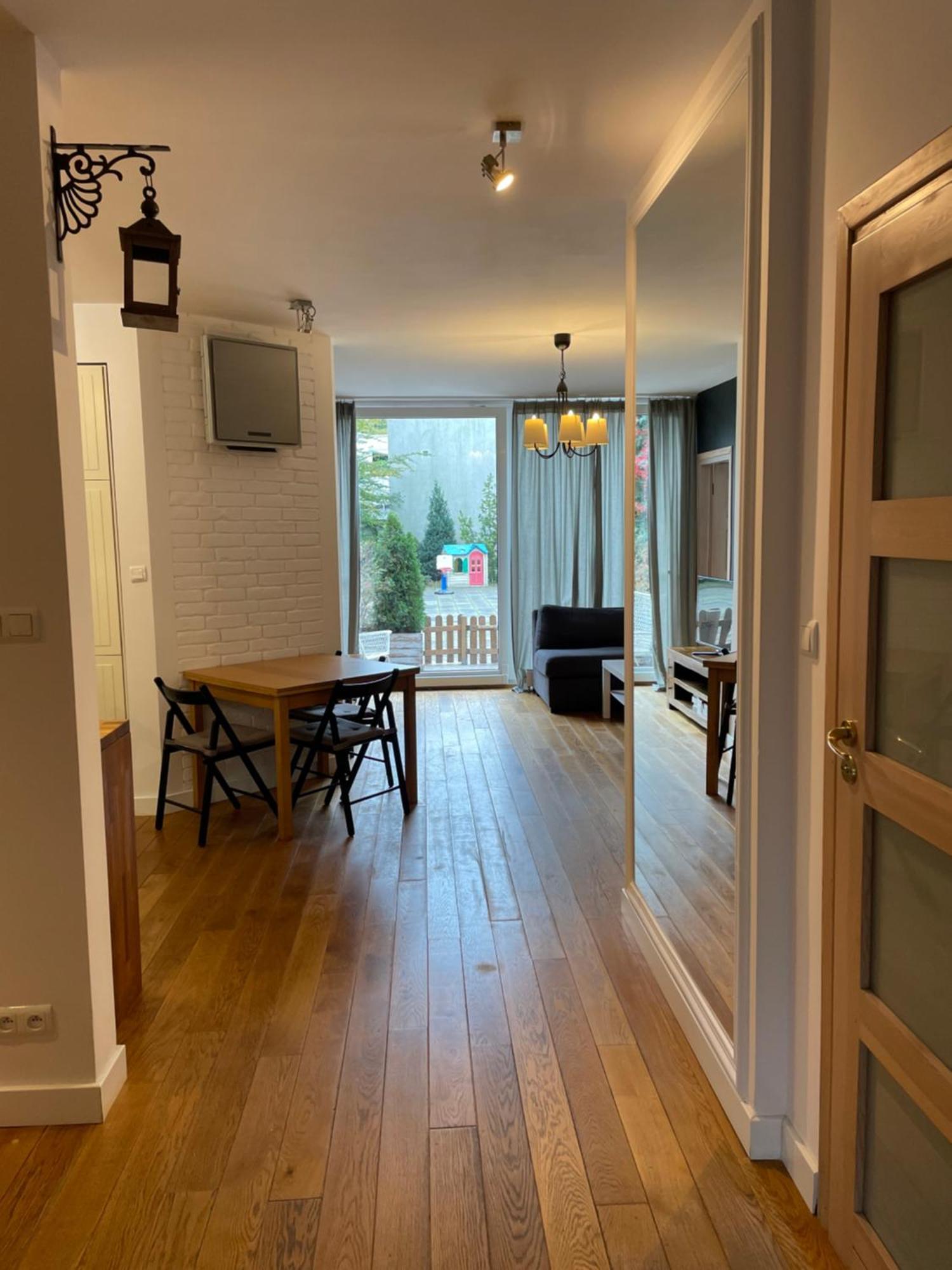 Family Apartment On Saska Kepa Warsaw Luaran gambar